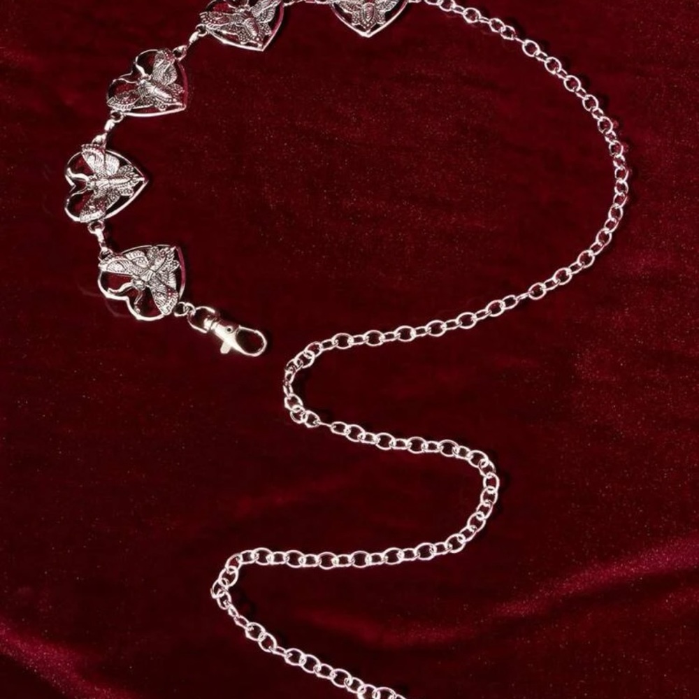 Silver Link chain belt with moths decor - Picture 4 of 7